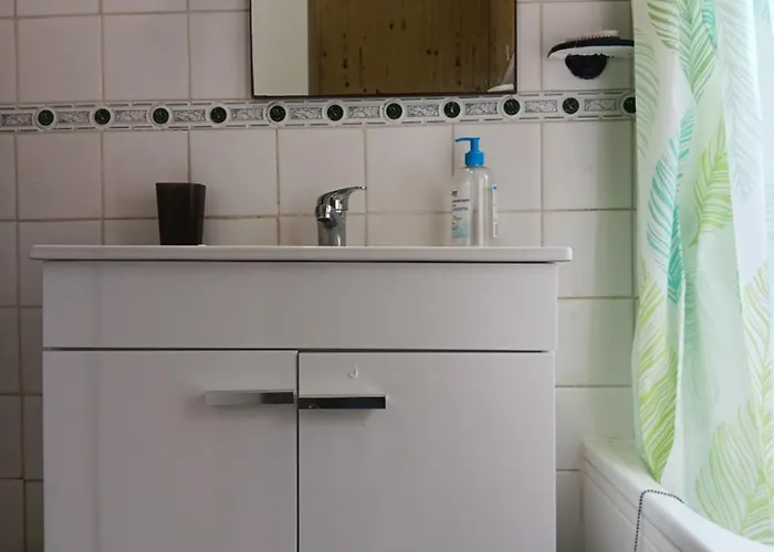 João 2 Quarto em Acomodações Particulares *