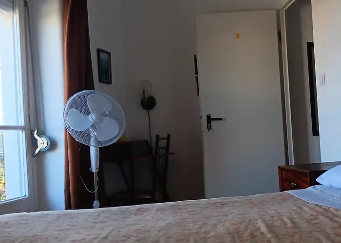 João 2 Quarto em Acomodações Particulares